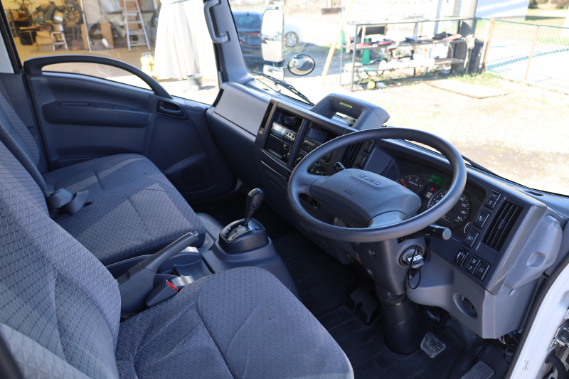 エルフ|中古トラックの販売・買取・査定のアイナビ