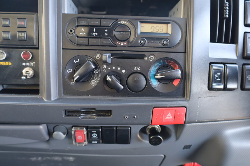 エルフ|中古トラックの販売・買取・査定のアイナビ