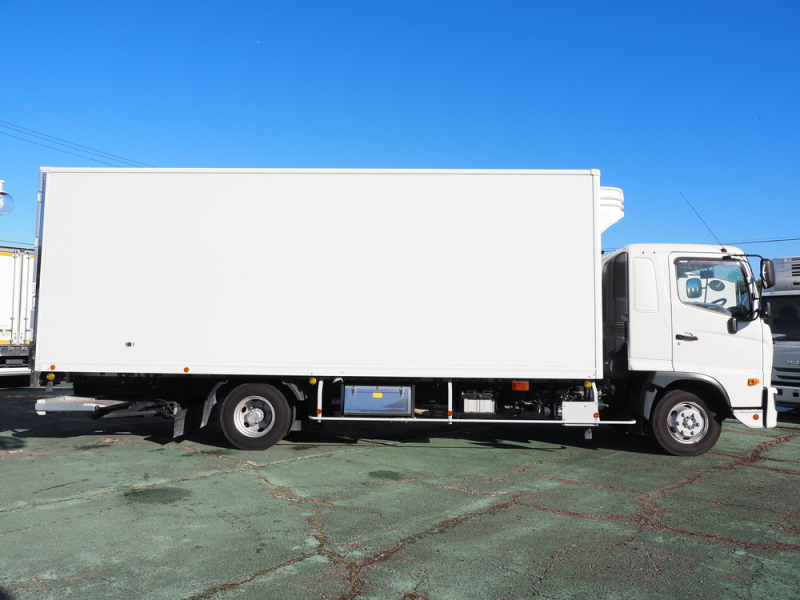 日野 冷凍バン レンジャー|中古トラックの販売・買取・査定のアイナビ