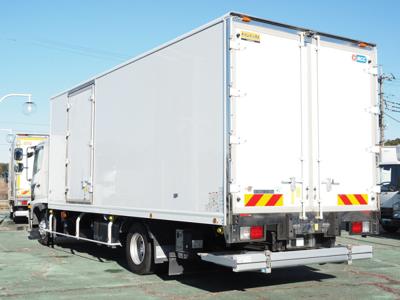 日野 冷凍バン レンジャー|中古トラックの販売・買取・査定のアイナビ