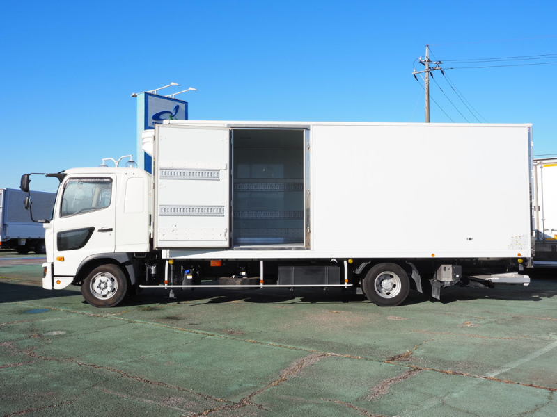 日野 冷凍バン レンジャー|中古トラックの販売・買取・査定のアイナビ