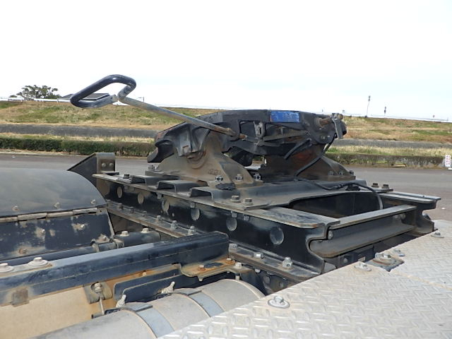 日野平成29年☆第五輪荷重11.5tトラクタ☆車検付き|中古トラックの販売・買取・査定のアイナビ