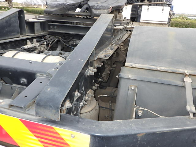 日野平成29年☆第五輪荷重11.5tトラクタ☆車検付き|中古トラックの販売・買取・査定のアイナビ