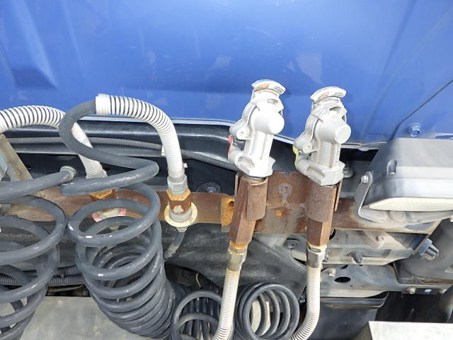 日野平成29年☆第五輪荷重11.5tトラクタ☆車検付き|中古トラックの販売・買取・査定のアイナビ