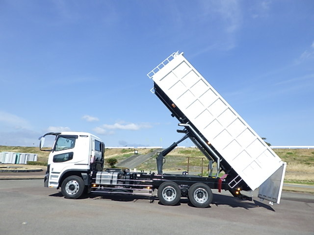 三菱令和7年式☆水密式土砂禁深ダンプ☆ステン張り|中古トラックの販売・買取・査定のアイナビ