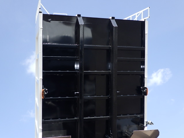 三菱令和7年式☆水密式土砂禁深ダンプ☆ステン張り|中古トラックの販売・買取・査定のアイナビ