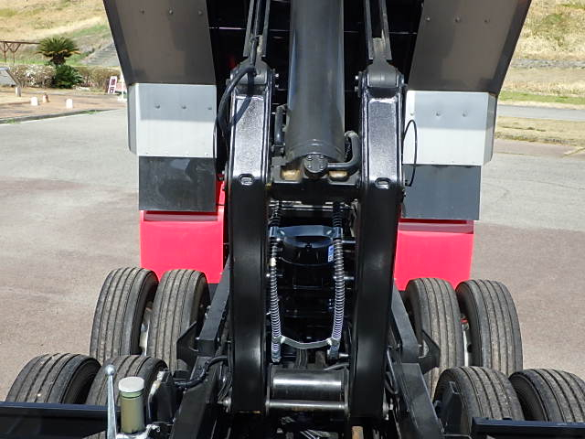 三菱令和7年式☆水密式土砂禁深ダンプ☆ステン張り|中古トラックの販売・買取・査定のアイナビ