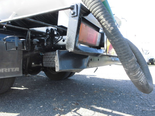 デュトロ3700Lバキュームカー3.7T糞尿車衛生車MORITA製|中古トラックの販売・買取・査定のアイナビ