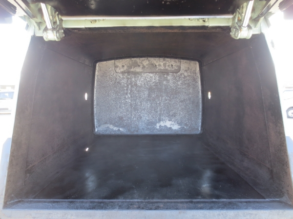 いすゞエルフ巻込み式パッカー車|中古トラックの販売・買取・査定のアイナビ