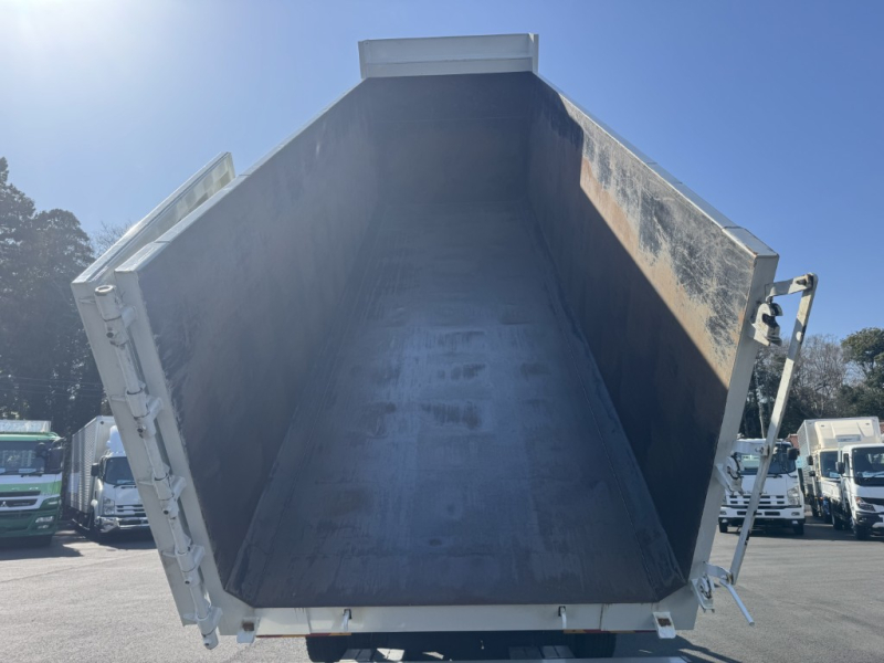 土砂禁2デフ極東DD12-67129立米車検付|中古トラックの販売・買取・査定のアイナビ