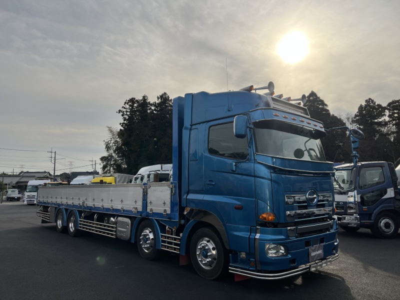 平ボディー4軸低床エアサスハイルーフF7|中古トラックの販売・買取・査定のアイナビ