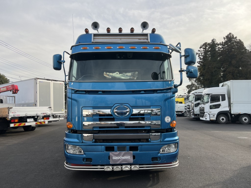 平ボディー4軸低床エアサスハイルーフF7|中古トラックの販売・買取・査定のアイナビ