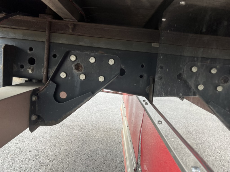 平ボディー4軸低床エアサスハイルーフF7|中古トラックの販売・買取・査定のアイナビ