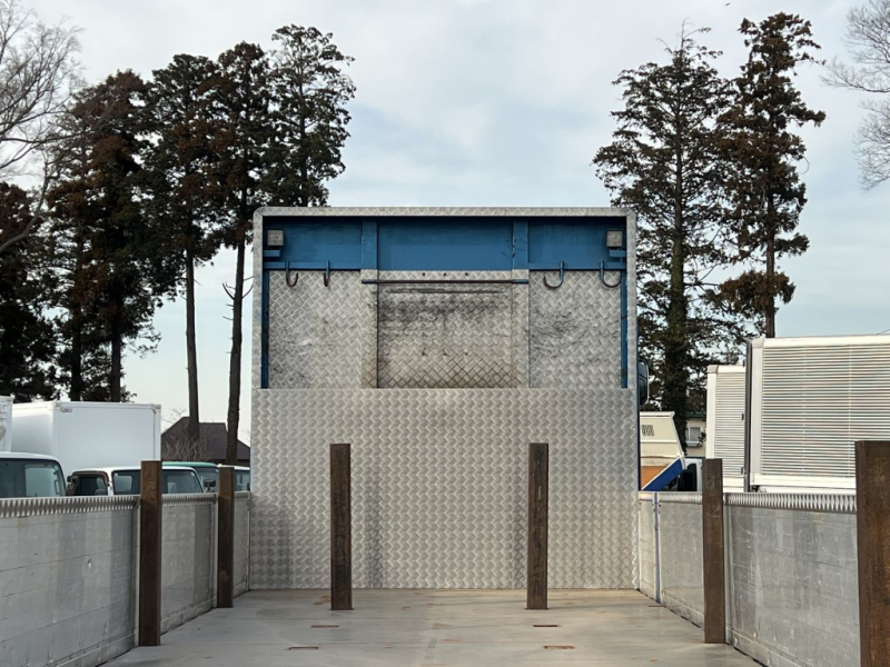 平ボディー4軸低床エアサスハイルーフF7|中古トラックの販売・買取・査定のアイナビ