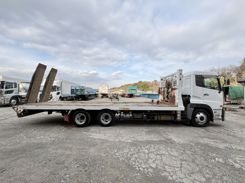 H17年式、クオン、セルフローダー|中古トラックの販売・買取・査定のアイナビ