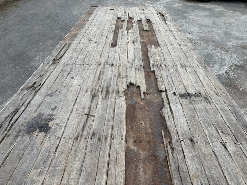 H17年式、クオン、セルフローダー|中古トラックの販売・買取・査定のアイナビ