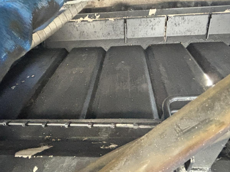 ワイド幅 プレス式パッカー車 新明和製6.0立米|中古トラックの販売・買取・査定のアイナビ