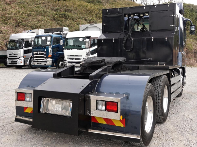 トラクタートレーラーヘッド大型|中古トラックの販売・買取・査定のアイナビ