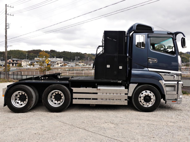 トラクタートレーラーヘッド大型|中古トラックの販売・買取・査定のアイナビ