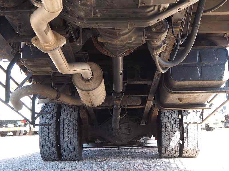 いすゞフォワード増トン5段セルフクレーンラジコン|中古トラックの販売・買取・査定のアイナビ