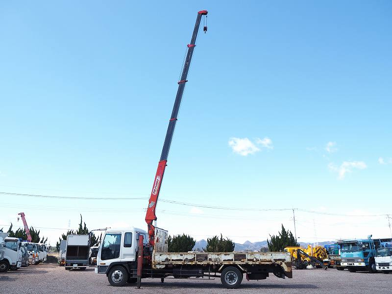 いすゞフォワード増トン5段セルフクレーンラジコン|中古トラックの販売・買取・査定のアイナビ