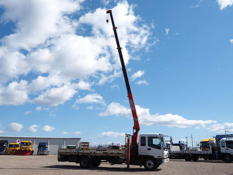 いすゞフォワード増トン5段セルフクレーンラジコン|中古トラックの販売・買取・査定のアイナビ