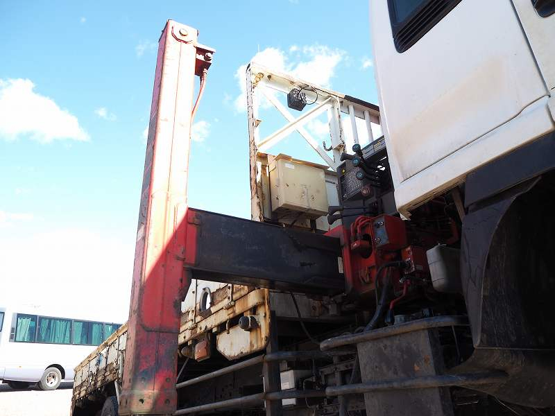 いすゞフォワード増トン5段セルフクレーンラジコン|中古トラックの販売・買取・査定のアイナビ