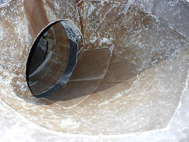 日野平成29年☆増トンミキサー車☆予備検査証付|中古トラックの販売・買取・査定のアイナビ