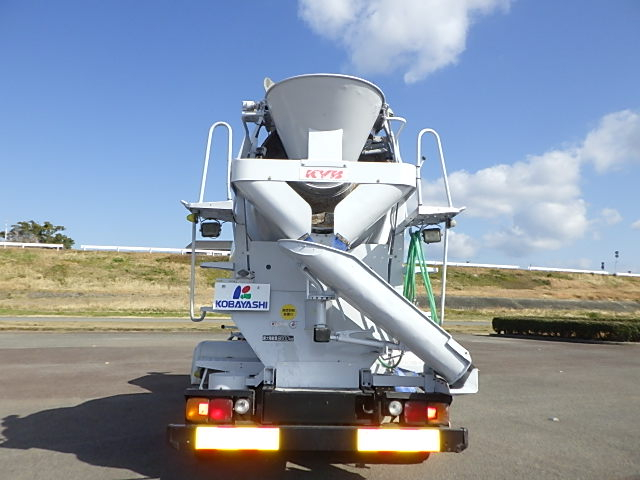 日野平成29年☆増トンミキサー車☆予備検査証付|中古トラックの販売・買取・査定のアイナビ