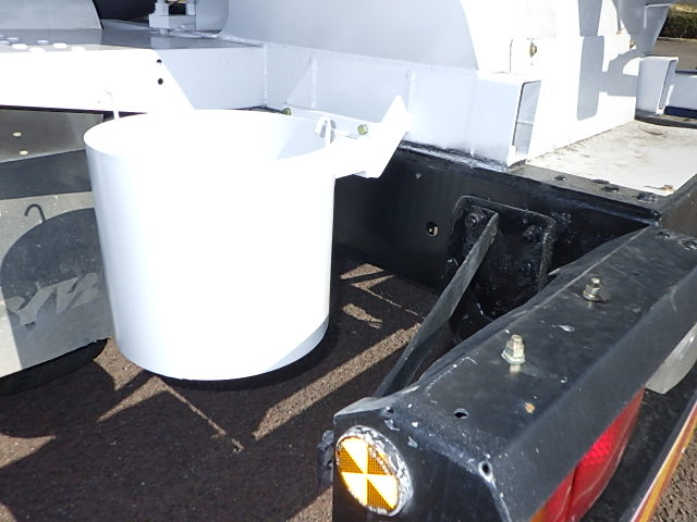 日野平成29年☆増トンミキサー車☆予備検査証付|中古トラックの販売・買取・査定のアイナビ