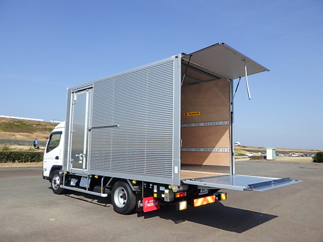 三菱令和7年式☆跳ね上げゲート付きアルミバン☆車検付き|中古トラックの販売・買取・査定のアイナビ