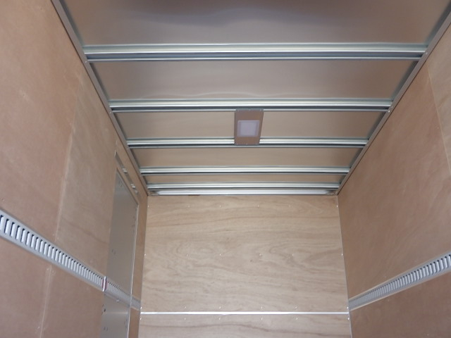 三菱令和7年式☆跳ね上げゲート付きアルミバン☆車検付き|中古トラックの販売・買取・査定のアイナビ