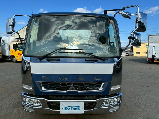 保証対象車両増トン新明和工業ベッドレス240馬力6速MT|中古トラックの販売・買取・査定のアイナビ