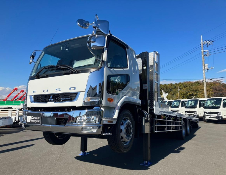 ☆未使用車 増増トン セルフローダー 重機運搬車|中古トラックの販売・買取・査定のアイナビ