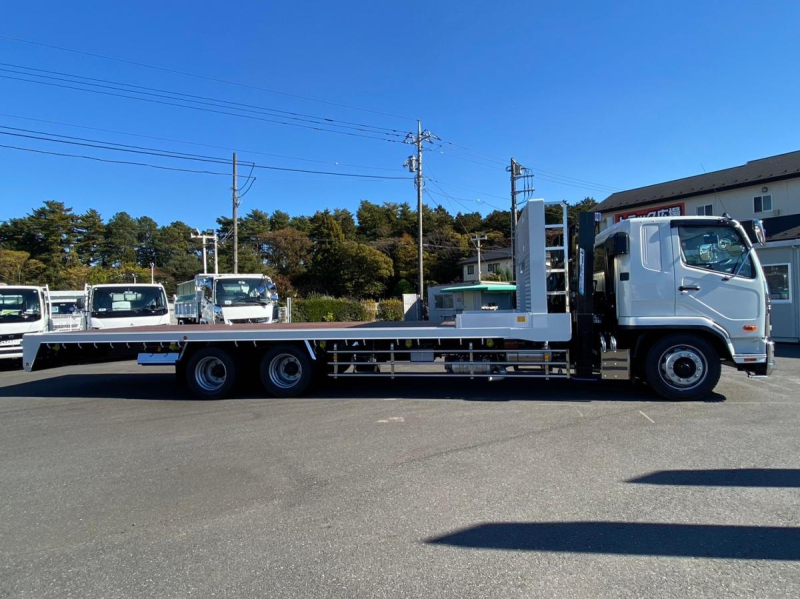 ☆未使用車 増増トン セルフローダー 重機運搬車|中古トラックの販売・買取・査定のアイナビ