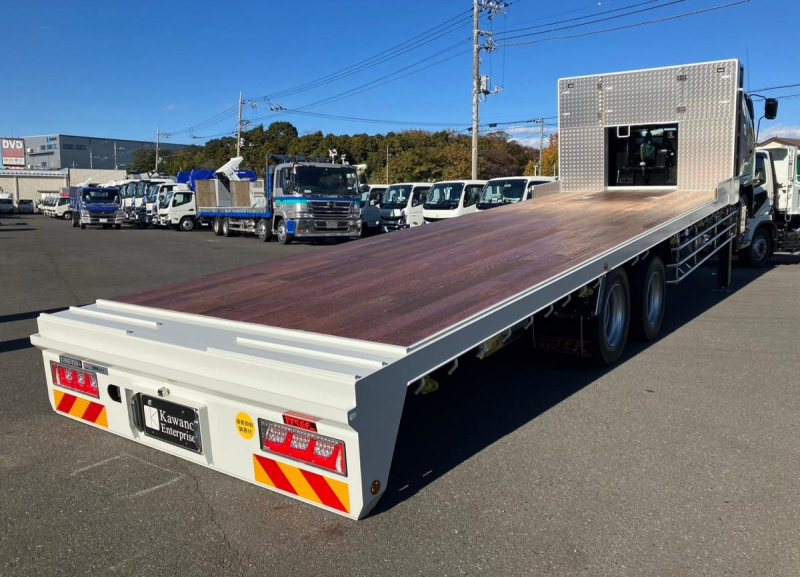 ☆未使用車 増増トン セルフローダー 重機運搬車|中古トラックの販売・買取・査定のアイナビ