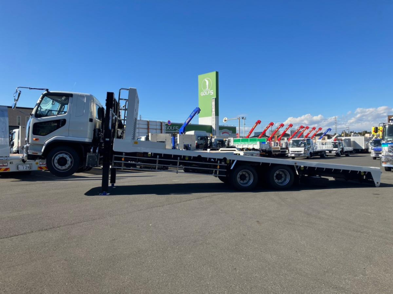 ☆未使用車 増増トン セルフローダー 重機運搬車|中古トラックの販売・買取・査定のアイナビ