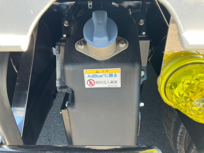 ☆未使用車 増増トン セルフローダー 重機運搬車|中古トラックの販売・買取・査定のアイナビ