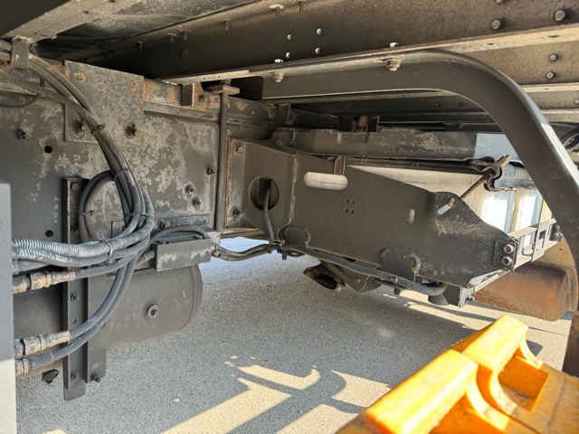 H30ギガ4軸低床ウイング 車検付き 13.4t 7MT|中古トラックの販売・買取・査定のアイナビ