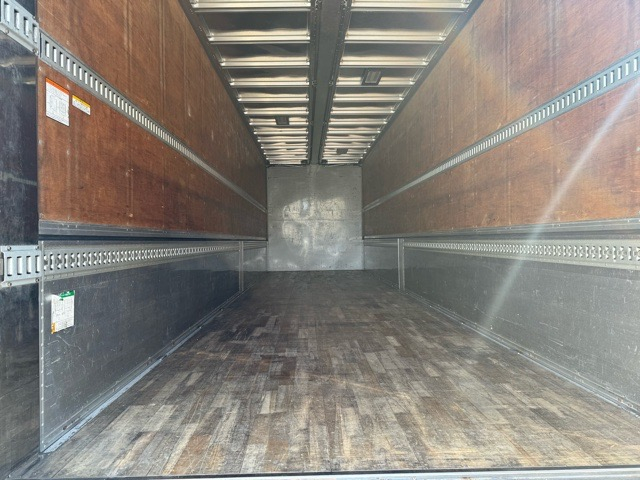 H30ギガ4軸低床ウイング 車検付き 13.4t 7MT|中古トラックの販売・買取・査定のアイナビ