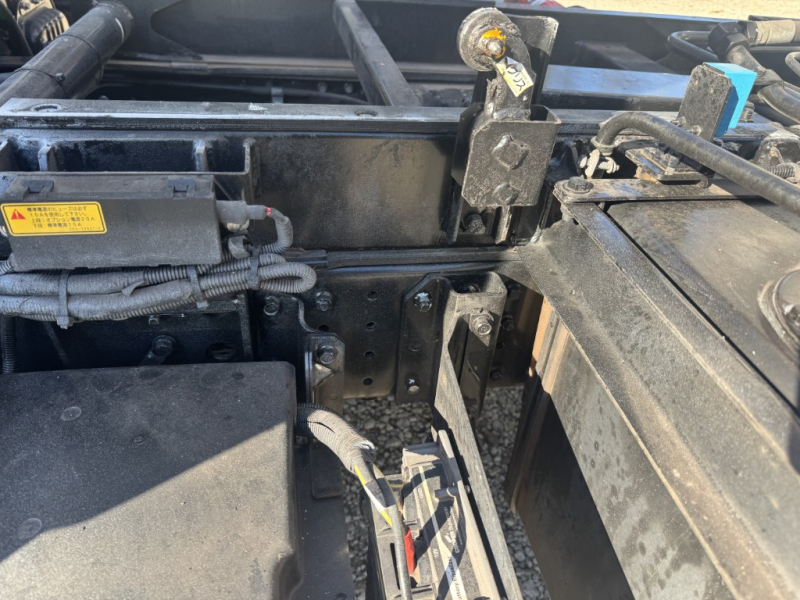 巻込み式G-RX新明和GR053-14345.1立米連続スイッチ|中古トラックの販売・買取・査定のアイナビ