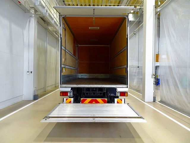 エルフ3.95t高床ワイドロングアルミバンフルゲート付|中古トラックの販売・買取・査定のアイナビ