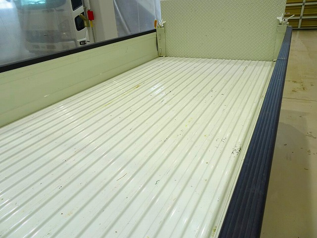 ダイナ1.3t4WDJLWタイヤアーム式P/G付|中古トラックの販売・買取・査定のアイナビ