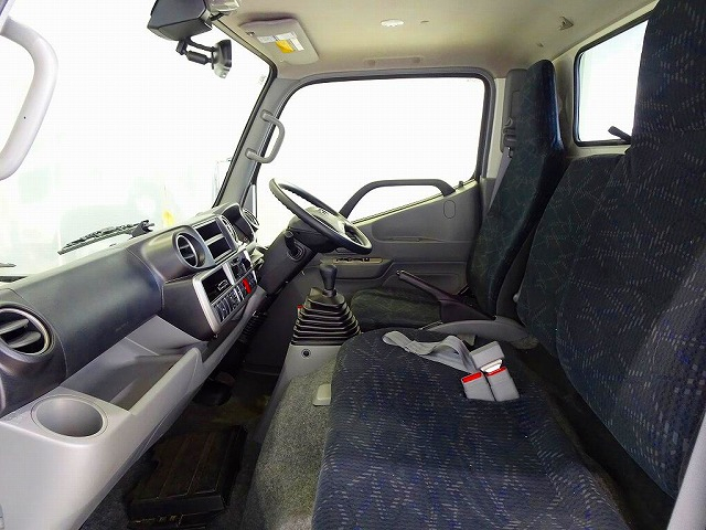 ダイナ1.3t4WDJLWタイヤアーム式P/G付|中古トラックの販売・買取・査定のアイナビ