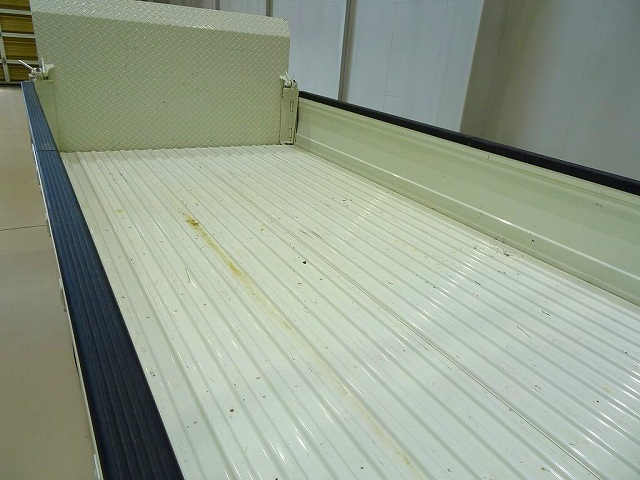 ダイナ1.3t4WDJLWタイヤアーム式P/G付|中古トラックの販売・買取・査定のアイナビ