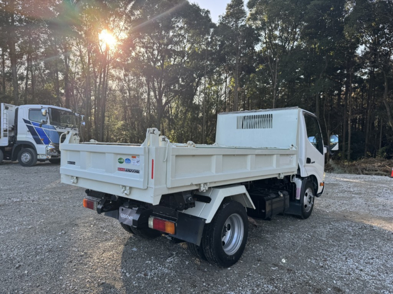 3転ダンプ 極東開発 DF02-59|中古トラックの販売・買取・査定のアイナビ