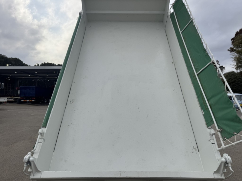 強化ダンプ 極東開発 DD02-31 スロープハンガー|中古トラックの販売・買取・査定のアイナビ