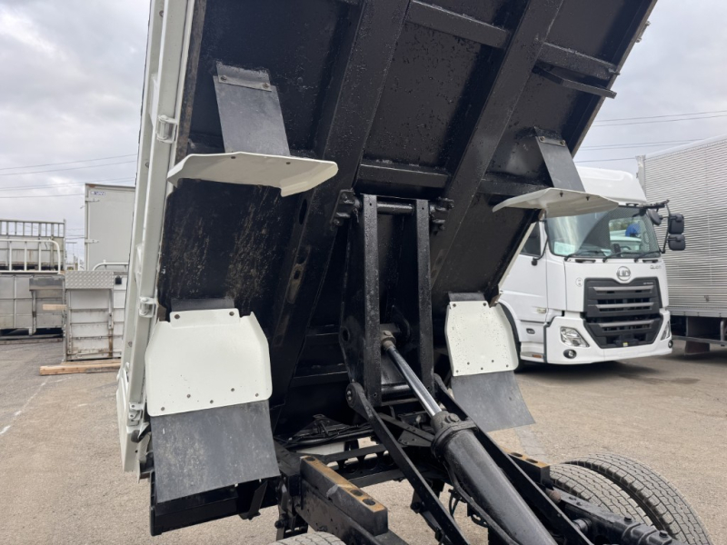 強化ダンプ 極東開発 DD02-31 スロープハンガー|中古トラックの販売・買取・査定のアイナビ