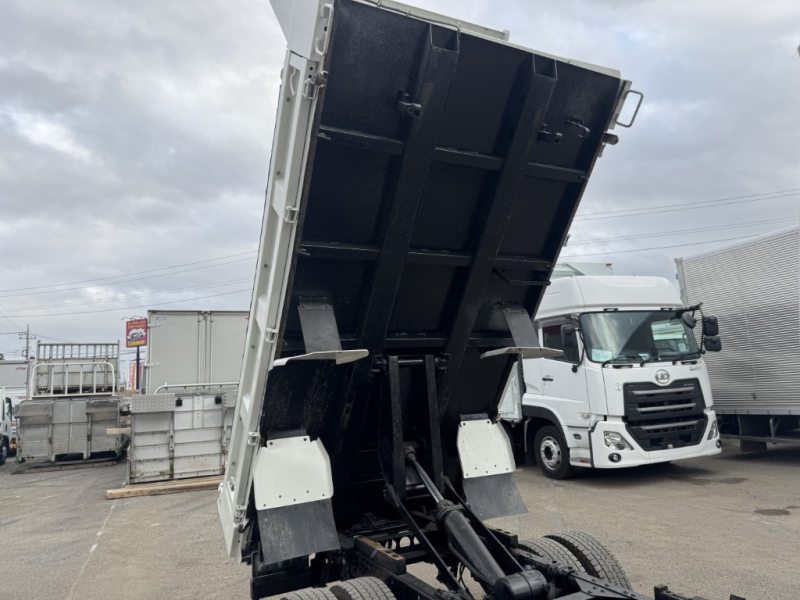 強化ダンプ 極東開発 DD02-31 スロープハンガー|中古トラックの販売・買取・査定のアイナビ