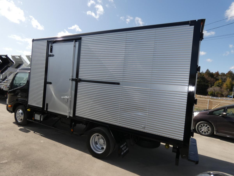 H282トン アルミバン マニュアル|中古トラックの販売・買取・査定のアイナビ